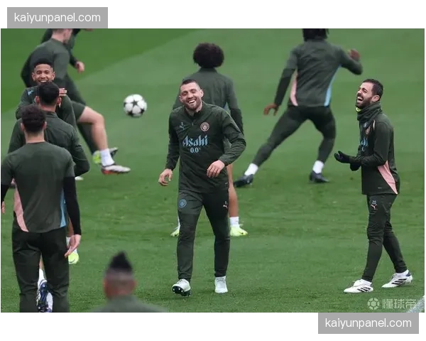 独家专访：曼城队长迪亚斯谈球队在冲刺阶段的领导力